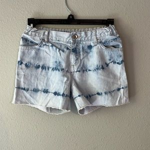 4/$20 Children’s place tie dye shorts size 12